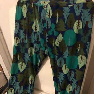 LuLaRoe Tree themed TC leggings